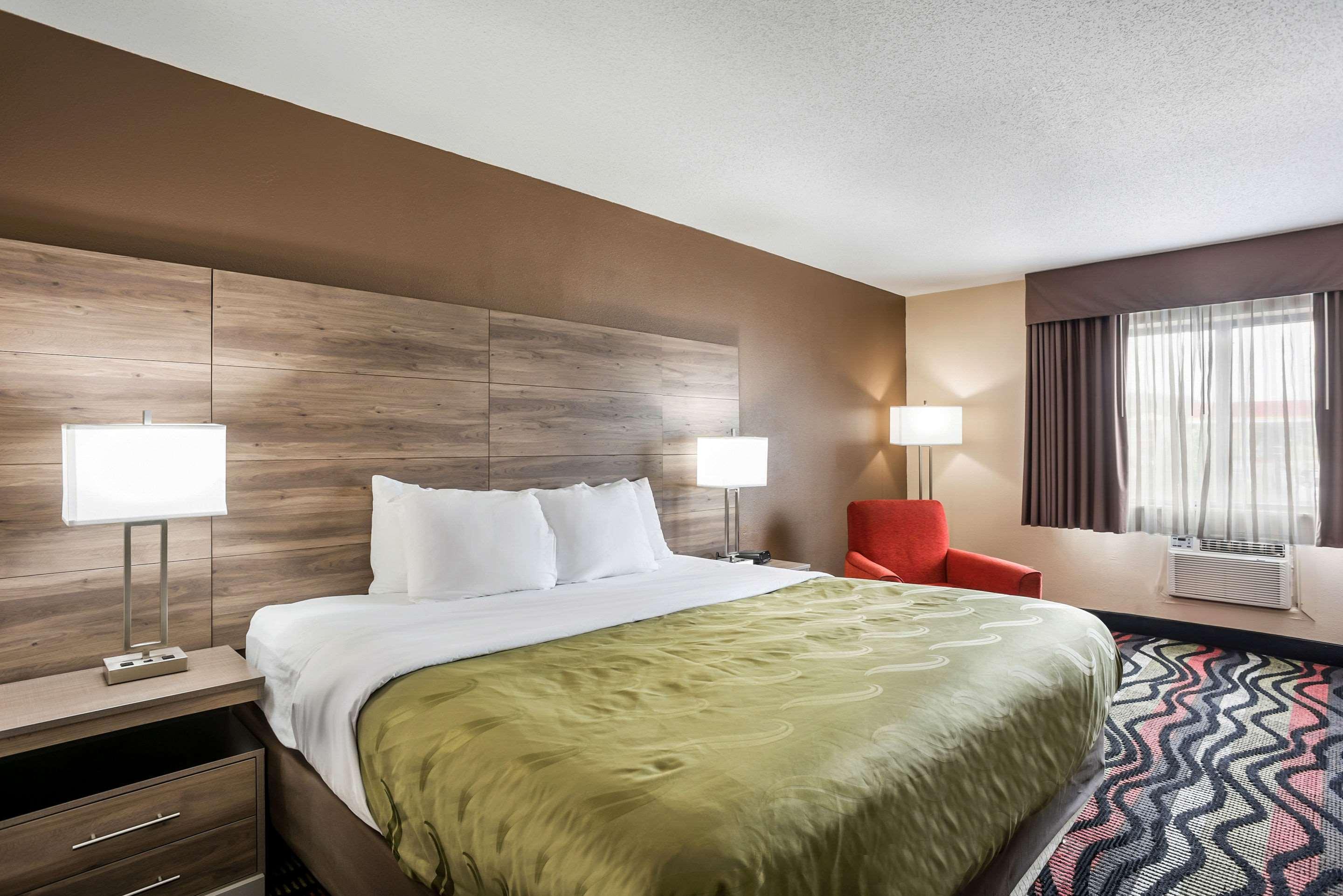 Quality Inn Cedar Rapids South Exterior photo