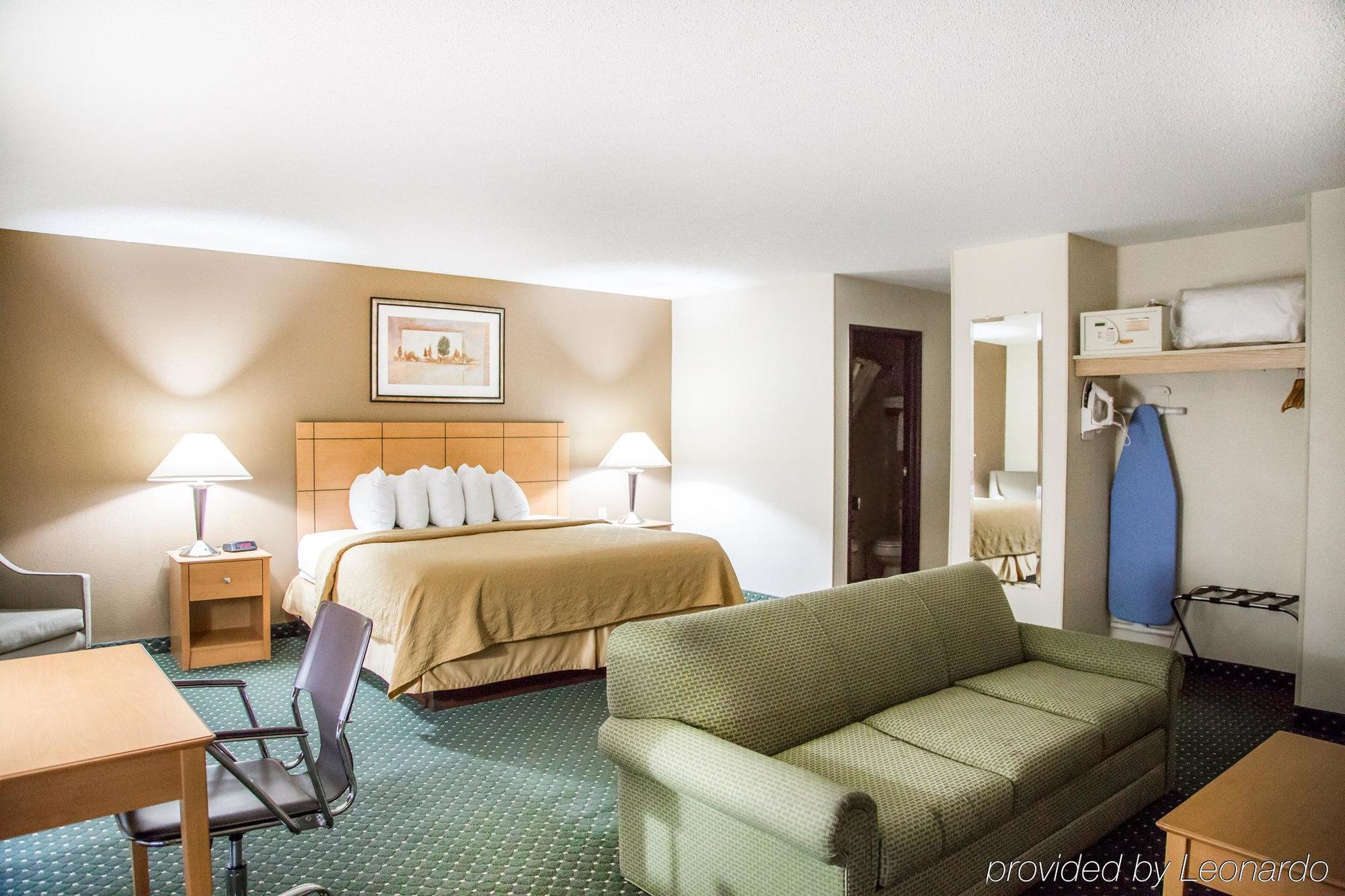 Quality Inn Cedar Rapids South Exterior photo